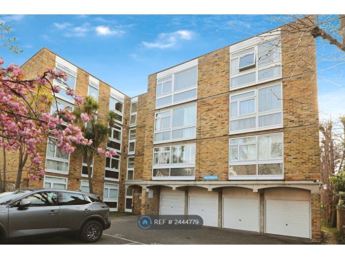 2 Bedroom Flat To Rent In Corfton Road, London, W5