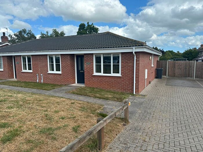 2 Bedroom Semi-Detached Bungalow To Rent In School Lane, Hales, NR14