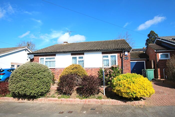 3 Bedroom Detached Bungalow For Sale In Millers Croft, Dunmow, CM6