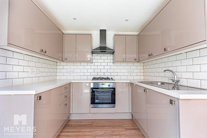 1 Bedroom Apartment For Sale In Christchurch Road, Bournemouth, BH7