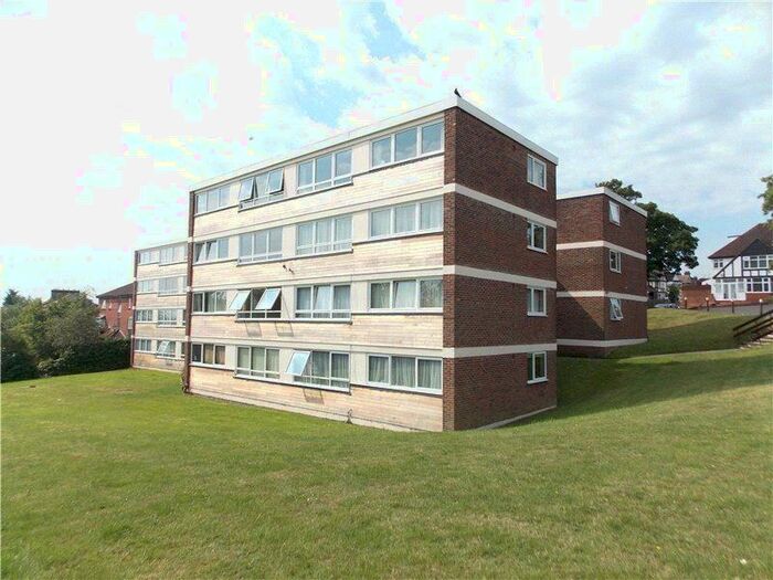 2 Bedroom Apartment To Rent In South Norwood Hill, London, SE25