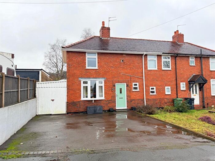 3 Bedroom Semi Detached House For Sale In Francis Road, Stourbridge, DY8