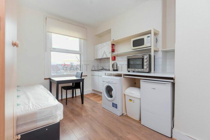 1 Bedroom Studio To Rent In Cranbrook Park, London N22
