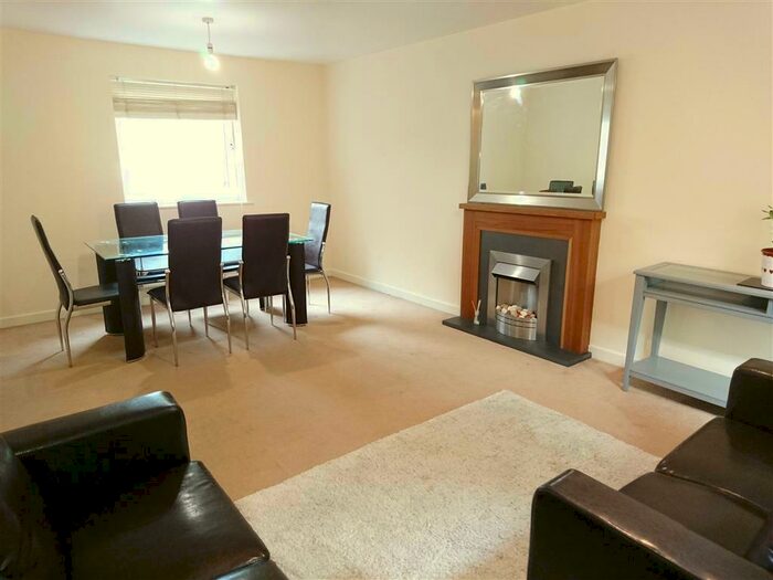 2 Bedroom Flat To Rent In Phoebe Road, Copper Quarter, Swansea, SA1