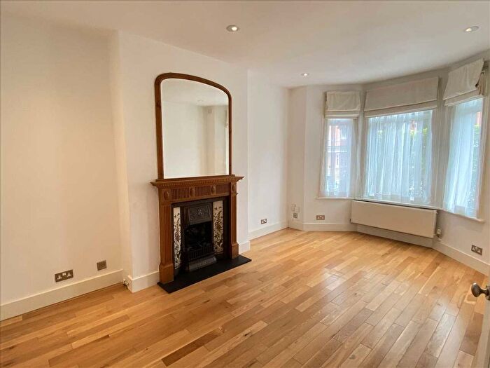 1 Bedroom Flat To Rent In Elborough Street, London, SW18