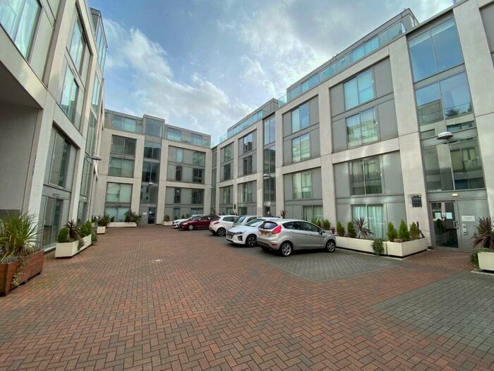 2 Bedroom Apartment To Rent In Viva Apartments, Commercial Street, Birmingham, B1