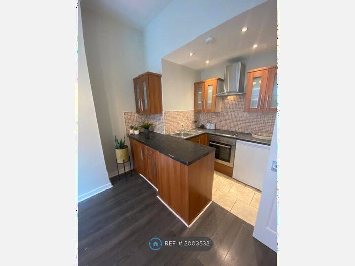 1 Bedroom Flat To Rent In Laurel Street, Glasgow, G11