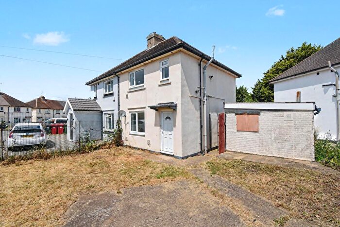 2 Bedroom Semi-Detached House For Sale In Moreland Avenue, Colnbrook, Slough, SL3