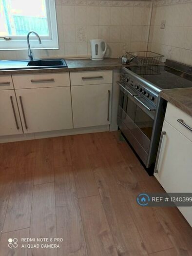 3 Bedroom Semi-Detached House To Rent In Derwent Road, Ferryhill, DL17