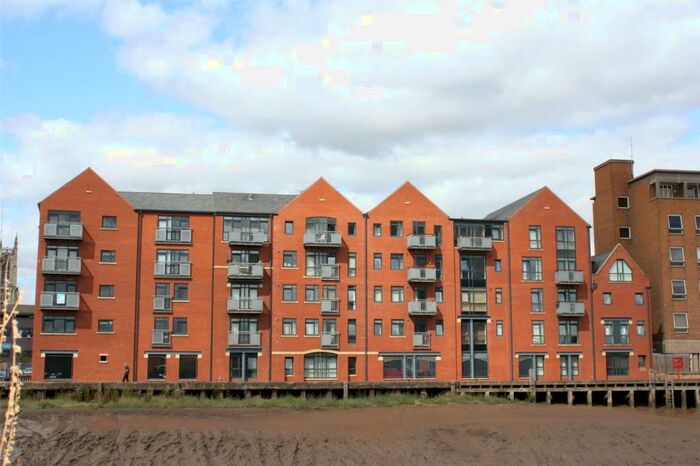 2 Bedroom Flat To Rent In Trinity Wharf, High Street, Hull, East Yorkshire, HU1