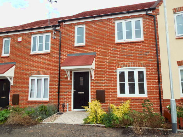 3 Bedroom House To Rent In Baxterley Close, Webheath, B97
