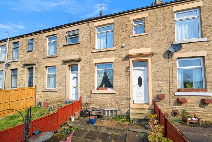 2 Bedroom Terraced House For Sale In Ashgrove Terrace, Brighouse, West Yorkshire, HD6