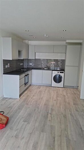 2 Bedroom Flat To Rent In Palatine Road, Manchester, M22