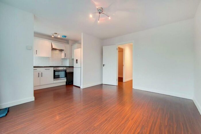 1 Bedroom Flat To Rent In .Westmoreland Road, Bromley, BR2