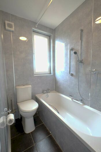 3 Bedroom Maisonette To Rent In Lansbury Street, Kirkcaldy, KY1