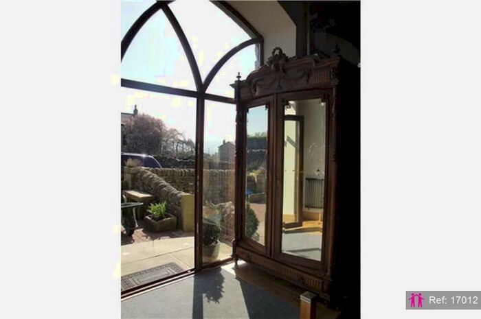 3 Bedroom Semi-Detached House To Rent In North Street, Keighley, BD20