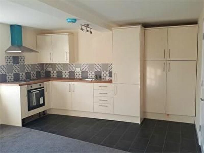 Detached House To Rent In High Street, Burton On Trent, DE14