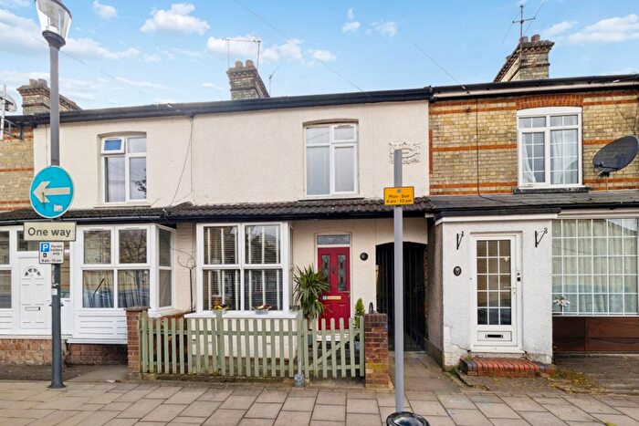3 Bedroom Terraced House For Sale In Banbury Street, Watford, WD18