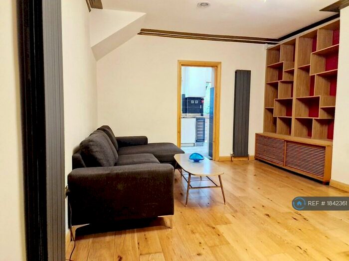 2 Bedroom Flat To Rent In Petherton Road, London, N5