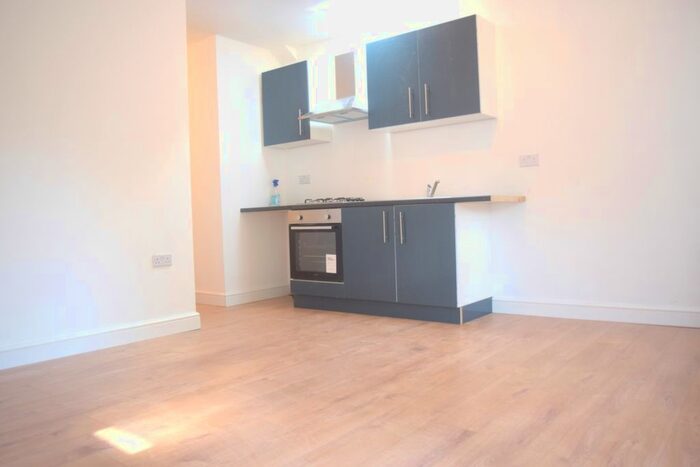 1 Bedroom Studio To Rent In Lavender Road, Uxbridge, UB8