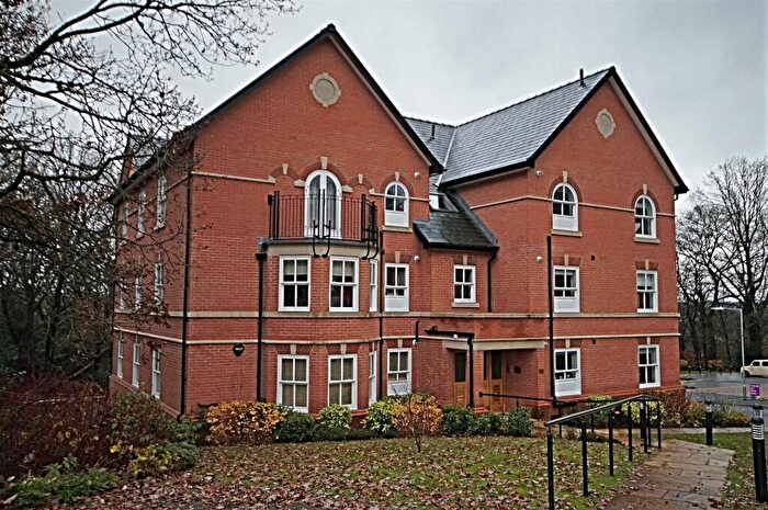 2 Bedroom Flat To Rent In Clevelands Drive, Bolton, BL1