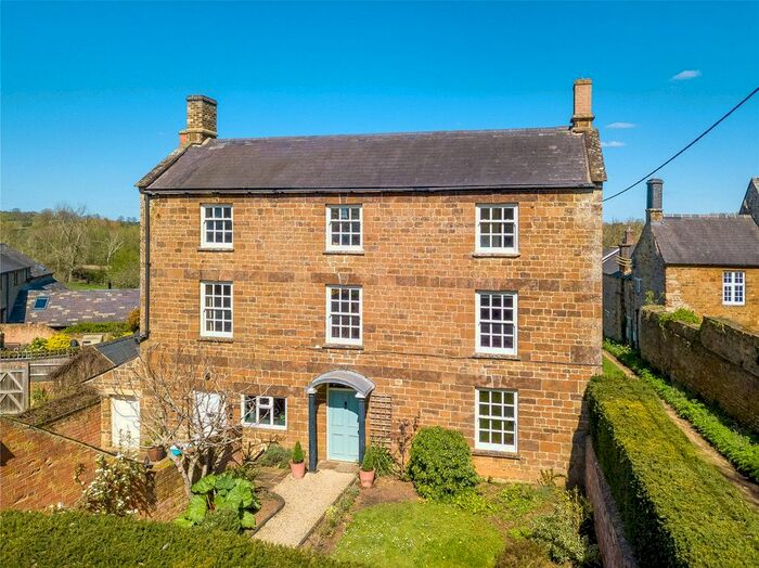 5 Bedroom Detached House For Sale In Upper Tadmarton, Banbury, Oxfordshire, OX15