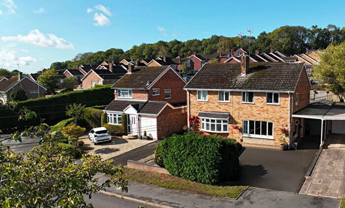 3 Bedroom Semi-Detached House For Sale In Balmoral Road, Stourbridge, DY8