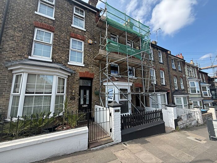 3 Bedroom Property To Rent In Thanet Road, Ramsgate, CT11