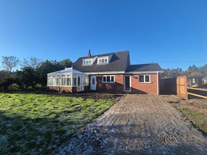 3 Bedroom Chalet For Sale In Hill Farm House, Wroxham Road, Rackheath, Norwich, Norfolk, NR13