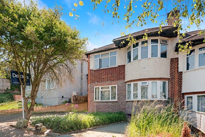 2 Bedroom Flat For Sale In Bryan Avenue, Kensal Rise, NW10