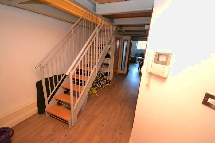 3 Bedroom Apartment To Rent In Crusader House, Nottingham City, NG1