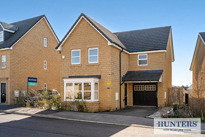 3 Bedroom Detached House For Sale In Spring Wood Crescent, Bramhope, Leeds, LS16