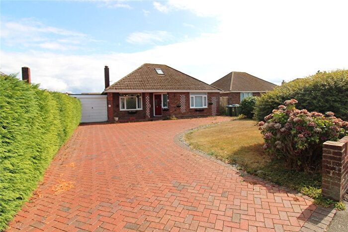 3 Bedroom Bungalow For Sale In Cyprus Road, Fareham, Hampshire, PO14