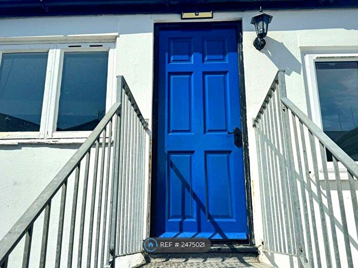 2 Bedroom Flat To Rent In Dorset Place, Hastings, TN34