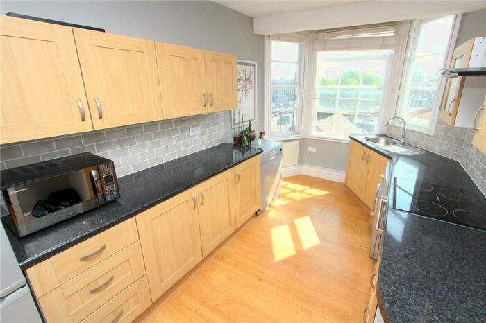 1 Bedroom Flat To Rent In Windmill Street, Gravesend, Kent, DA12