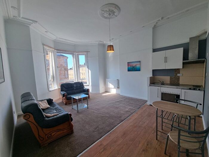 4 Bedroom Flat To Rent In Duke Street, Dennistoun, Glasgow, G31