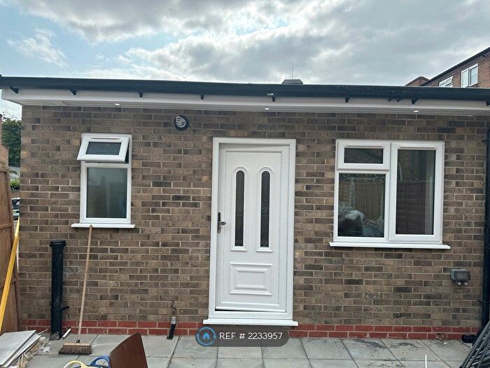 Studio To Rent In Wellesley Road, Slough, SL1