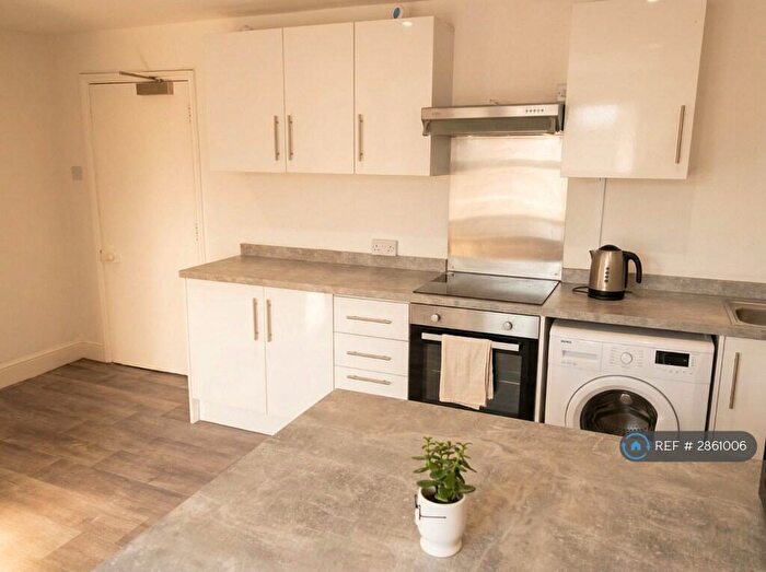 5 Bedroom Detached House To Rent In Russel Street, Gloucester, GL1