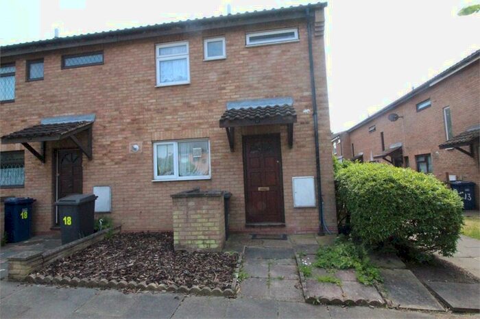 3 Bedroom End Of Terrace House To Rent In Warrens Shawe Lane, Edgware, Middlesex, HA8