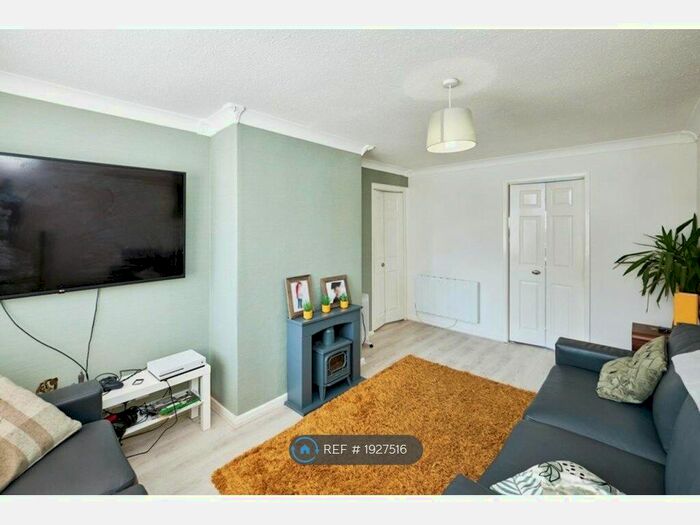 3 Bedroom Semi-Detached House To Rent In Markfield Road, Birmingham, B26