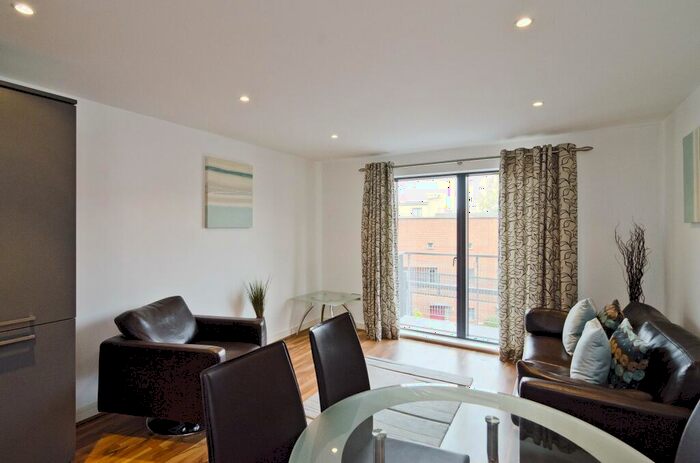 1 Bedroom Apartment To Rent In Copenhagen Street London, N1