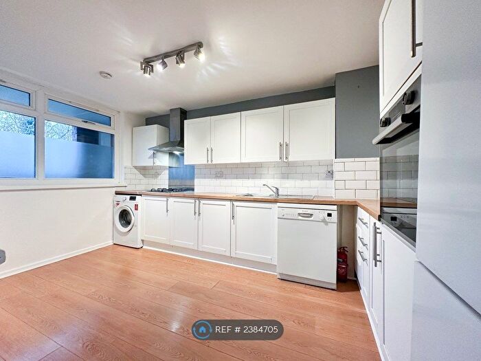 2 Bedroom Flat To Rent In St. John's Way, London, N19