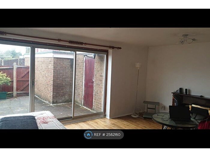 3 Bedroom Terraced House To Rent In Orpington, Orpington, BR6