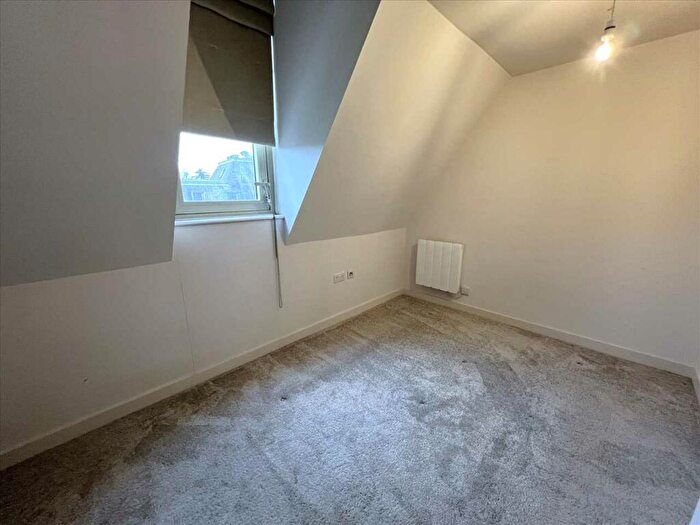 2 Bedroom Apartment To Rent In Prewetts Mill Apartments, Mill Bay Lane, Horsham, RH12