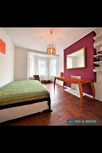 2 Bedroom Flat To Rent In Chalton Street, London, NW1