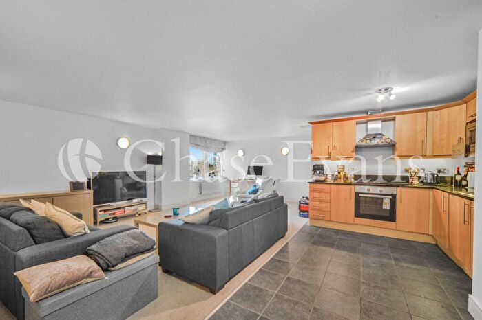 1 Bedroom Flat For Sale In Canary Central, Cassilis Road, Canary Wharf, London, E14