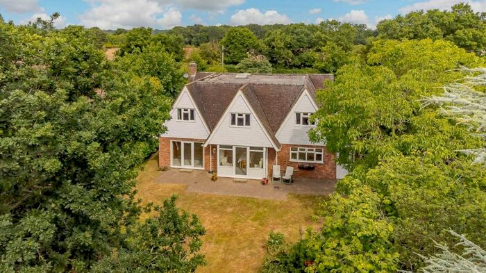 5 Bedroom Detached House For Sale In Webbs Lane, Beenham, Reading, Berkshire, RG7