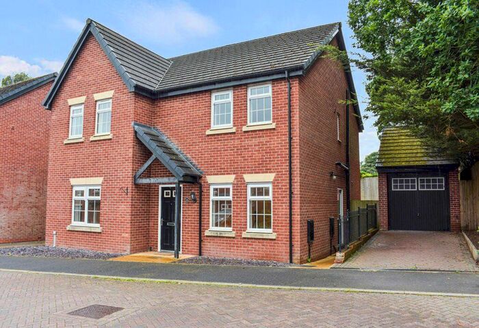 5 Bedroom Detached House To Rent In St Edwards Chase, Fulwood, Preston, PR2