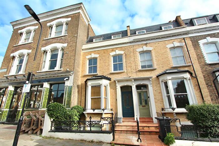 1 Bedroom Flat To Rent In Nevill Road, N16
