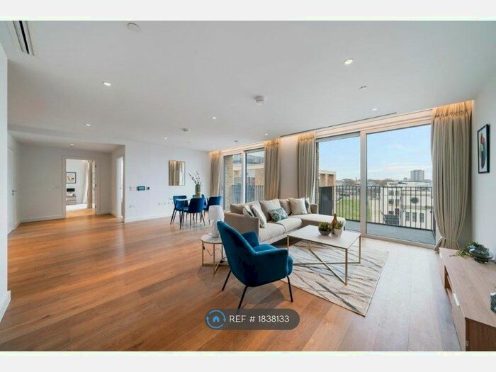 2 Bedroom Flat To Rent In Signature House, London, WC1X